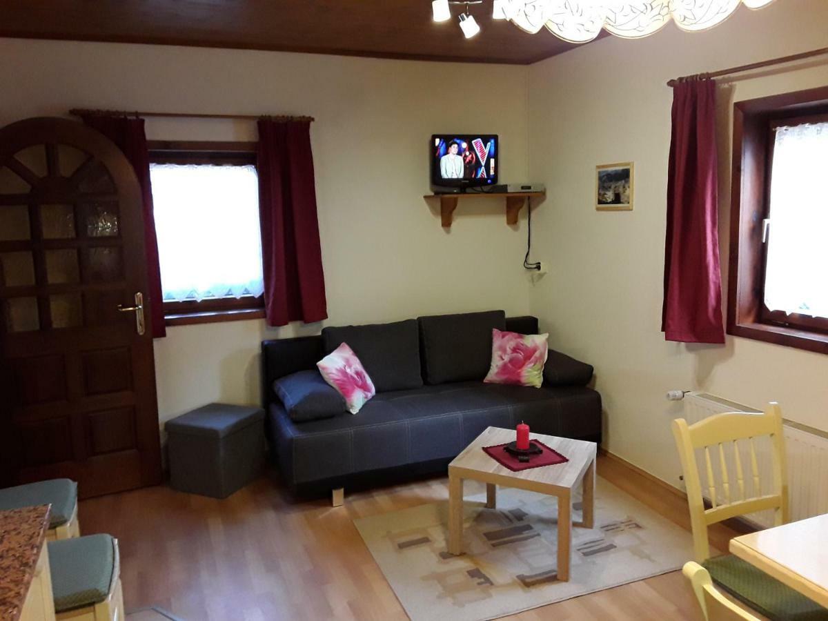 Ferienhaus Bionda Tröpolach Buitenkant foto
